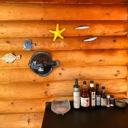 Authentic Log Near Heatherhill * Vejby